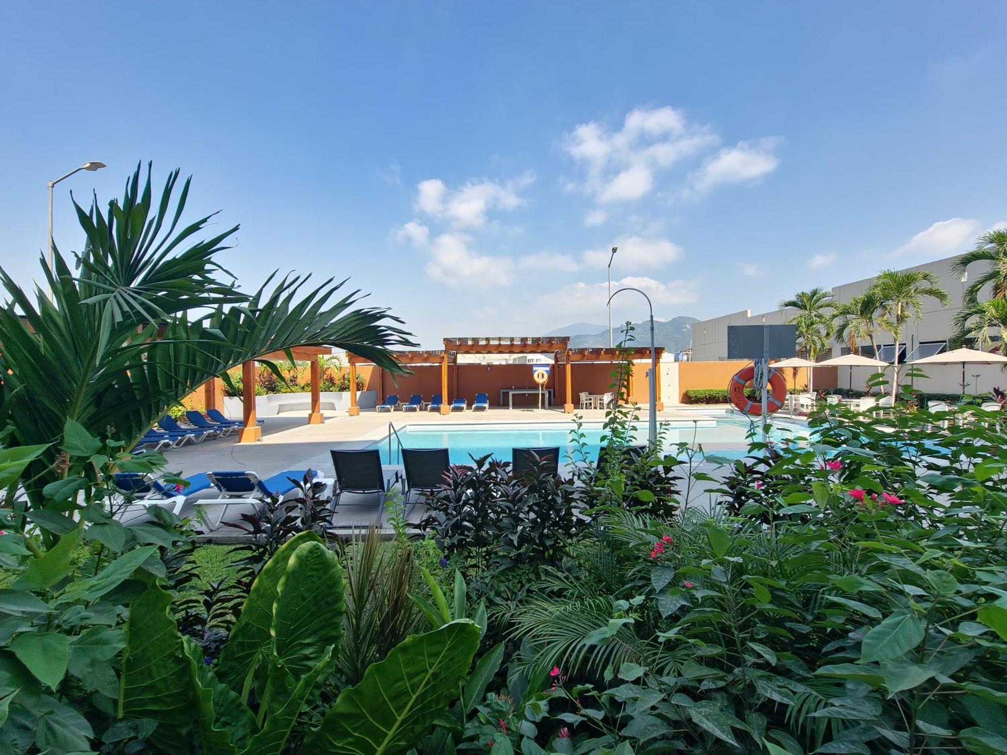 Holiday Inn Express Manzanillo By Ihg Экстерьер фото