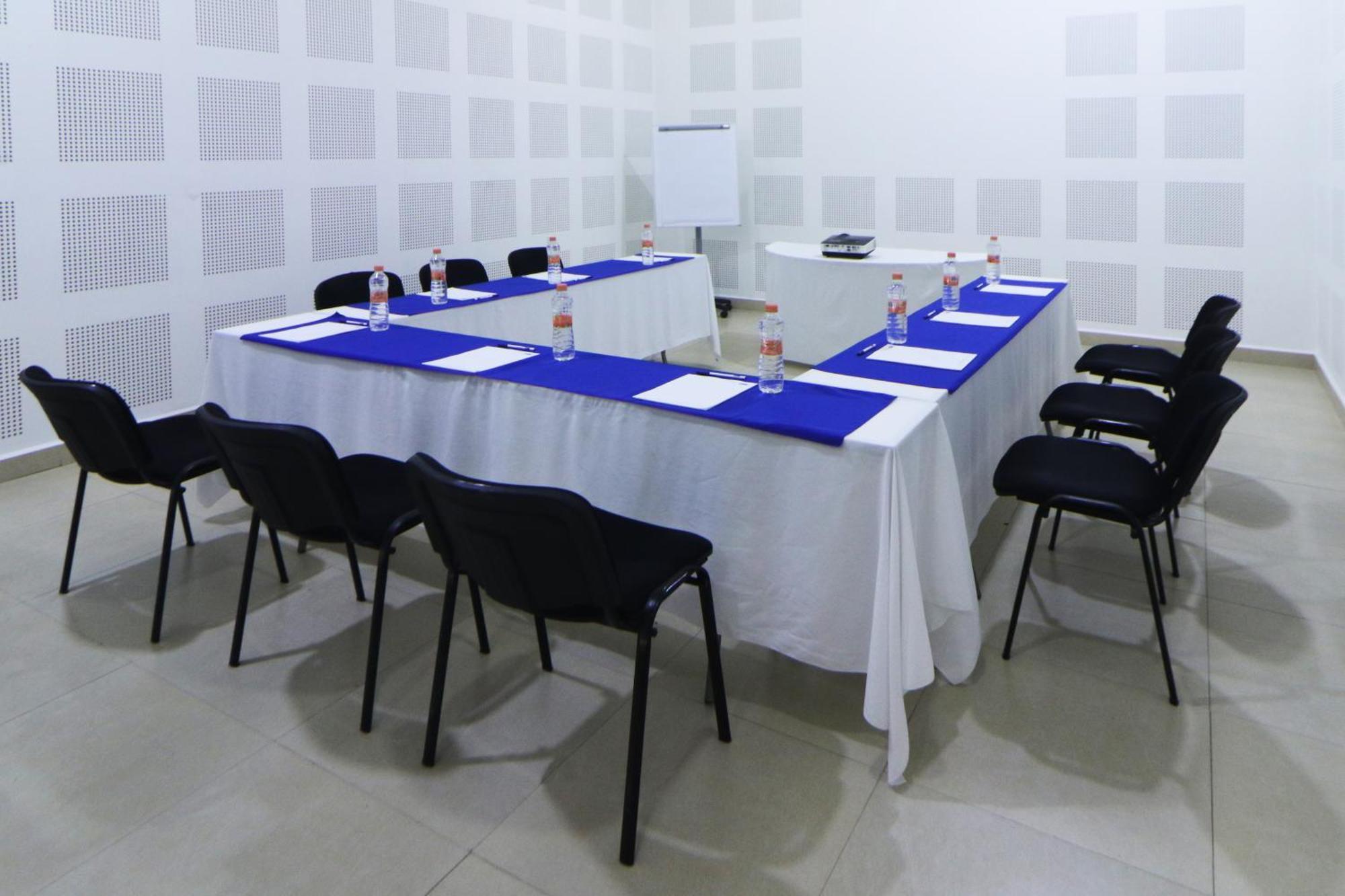 Holiday Inn Express Manzanillo By Ihg Экстерьер фото