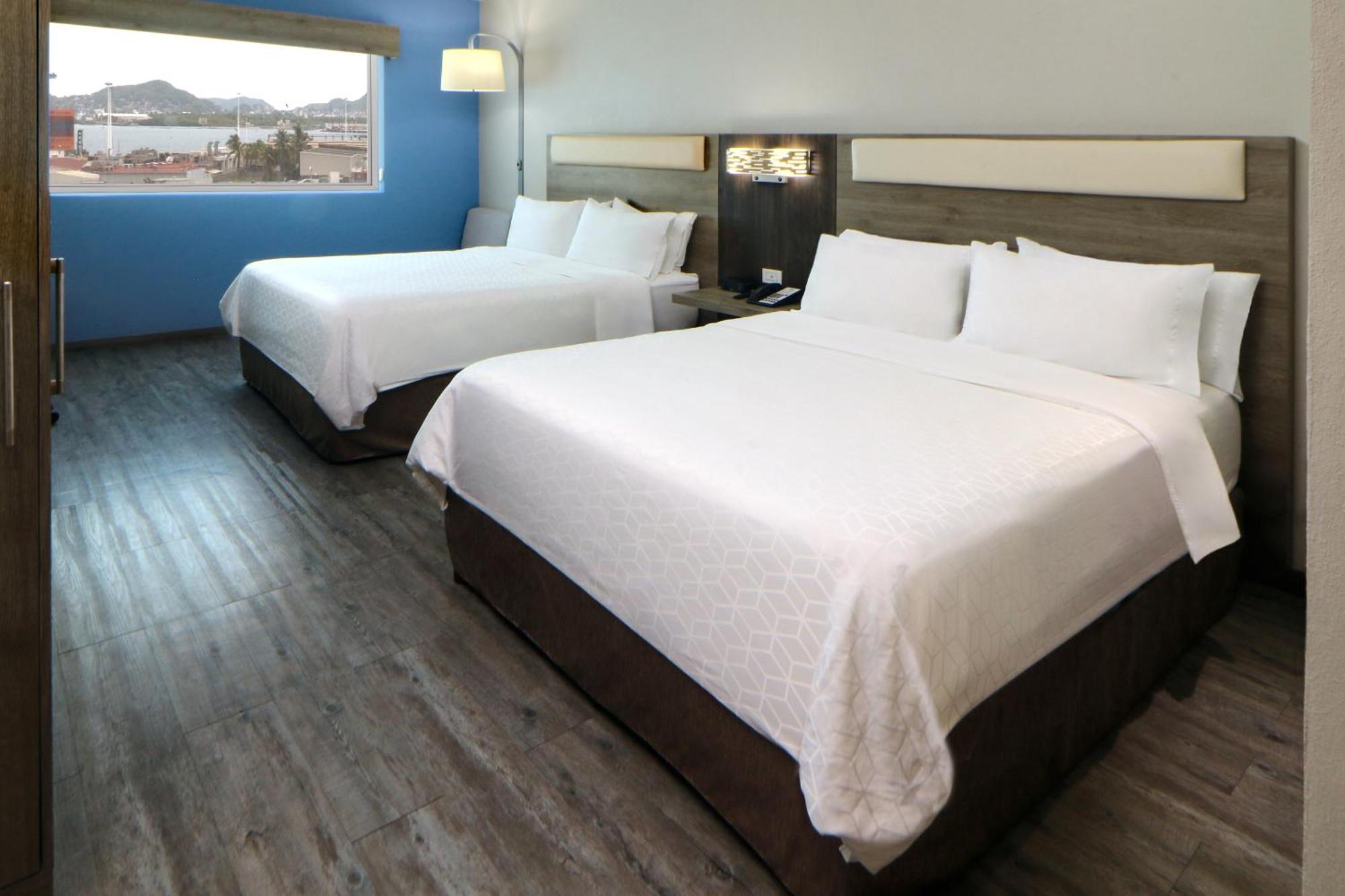 Holiday Inn Express Manzanillo By Ihg Экстерьер фото