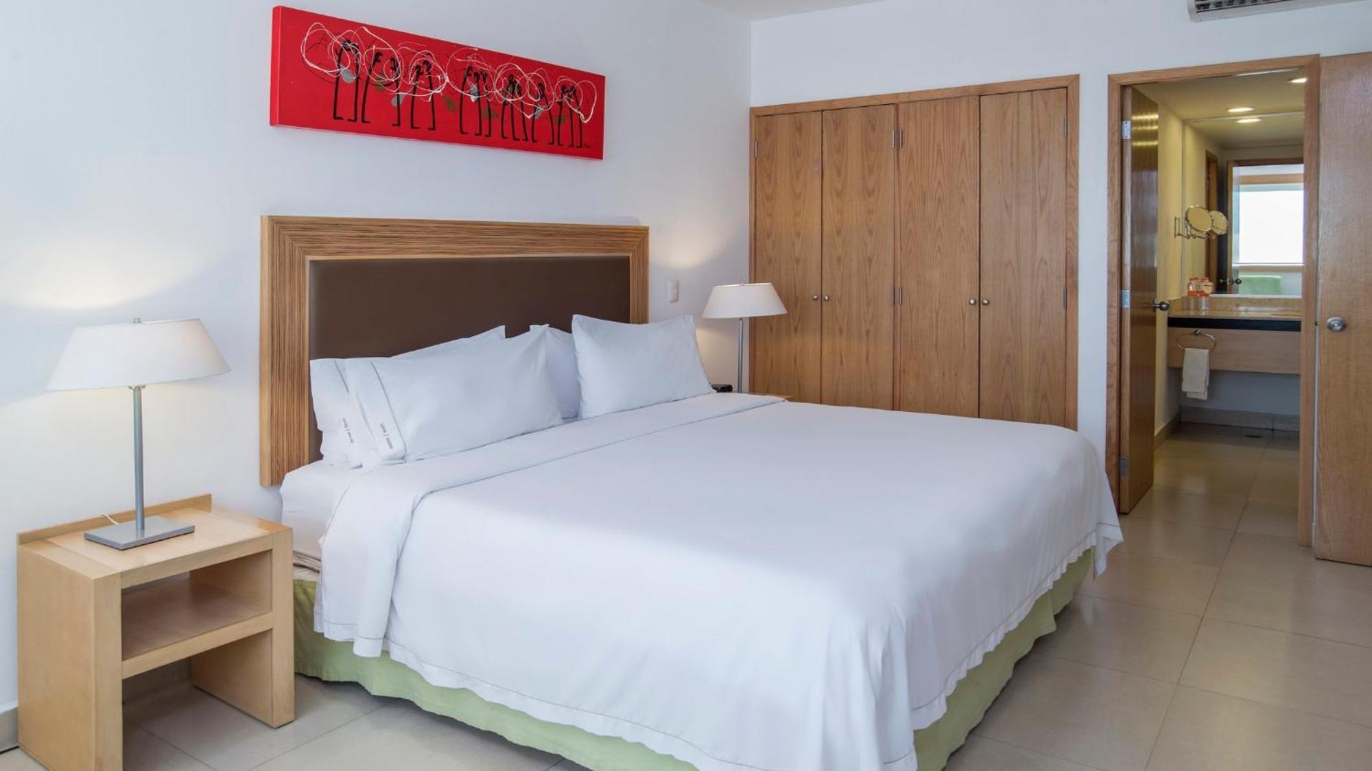 Holiday Inn Express Manzanillo By Ihg Экстерьер фото